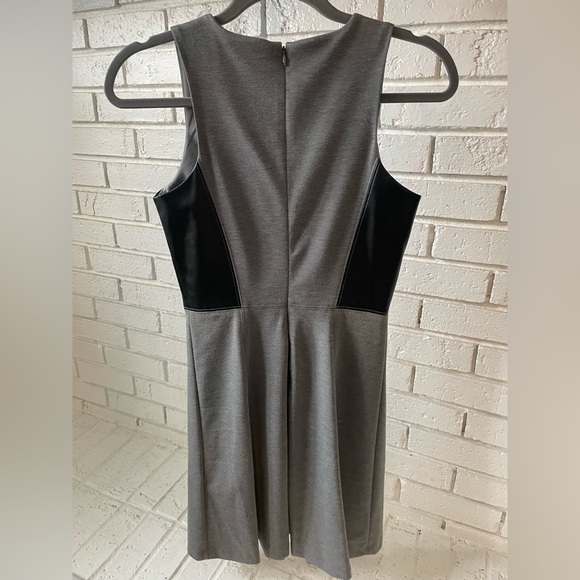 Banana Republic Size 0 Dress - Picture 4 of 5